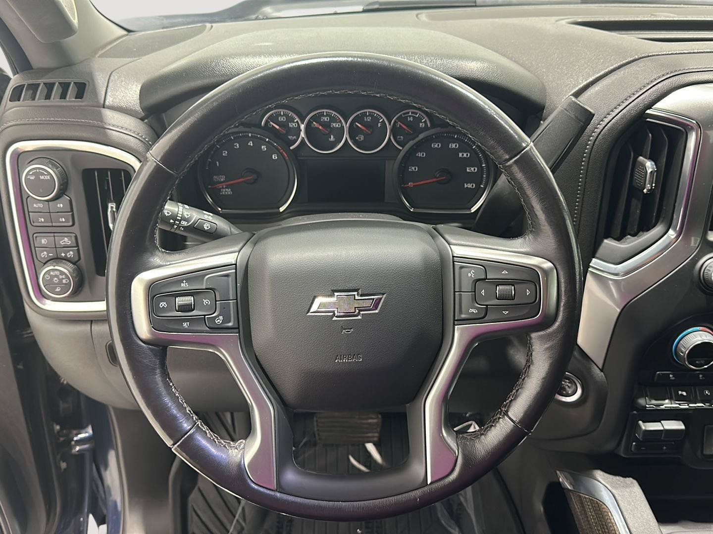 Used 2022 Chevrolet Silverado 1500 RST AWD/4WD image 9