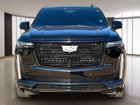 Used 2022 Cadillac Escalade Sport w/ Touring Package AWD/4WD image 3