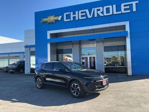 New 2026 Chevrolet Equinox EV LT image 1