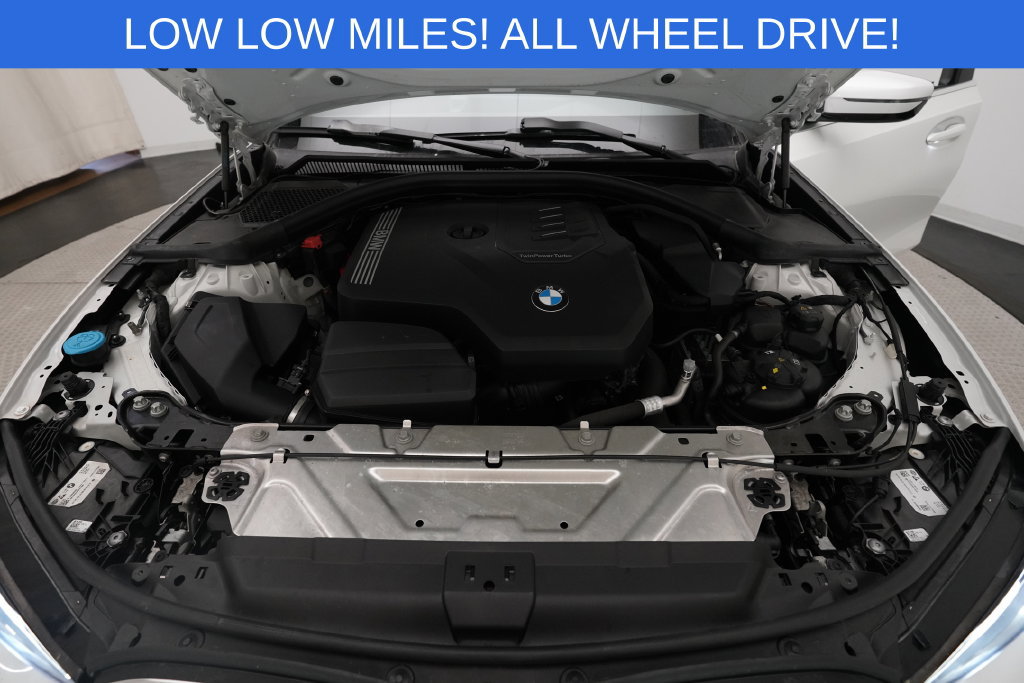 Used 2024 BMW 330i xDrive Sedan AWD/4WD image 3
