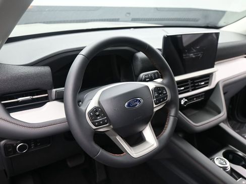 New 2026 Ford Explorer Active image 19