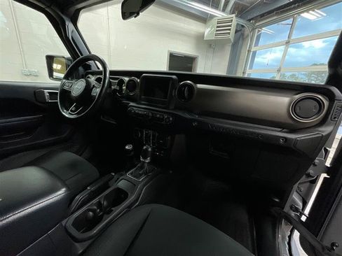 Used 2019 Jeep Wrangler Unlimited Sport S AWD/4WD image 29