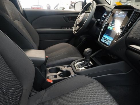 Used 2025 Subaru Forester Premium w/ Convenience Package #1 image 31