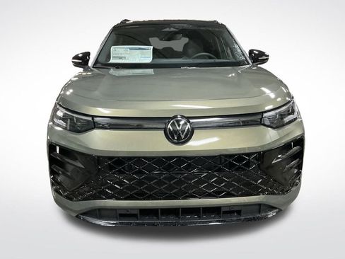 New 2026 Volkswagen Tiguan SE R-Line image 8