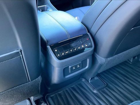 Certified 2026 INFINITI QX60 Sport image 35