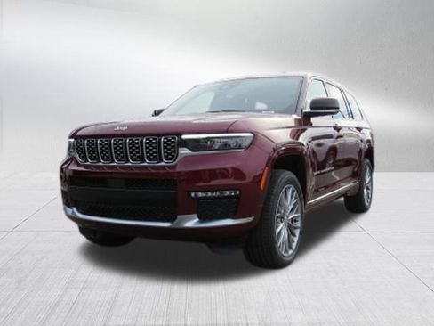 New 2025 Jeep Grand Cherokee L Summit image 7