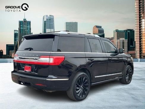 Used 2021 Lincoln Navigator Reserve image 6