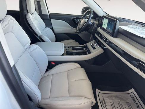 New 2026 Lincoln Aviator Reserve AWD/4WD image 15