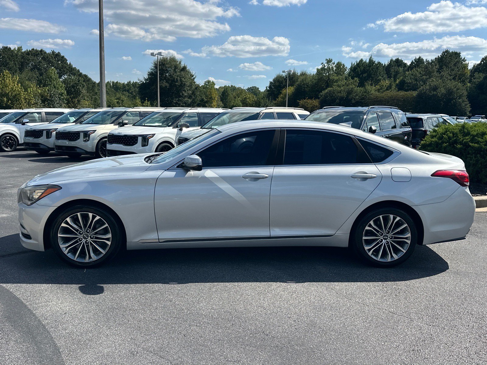 Used 2017 Genesis G80 3.8 RWD image 5