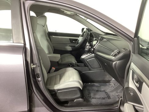 Used 2017 Honda CR-V LX image 9