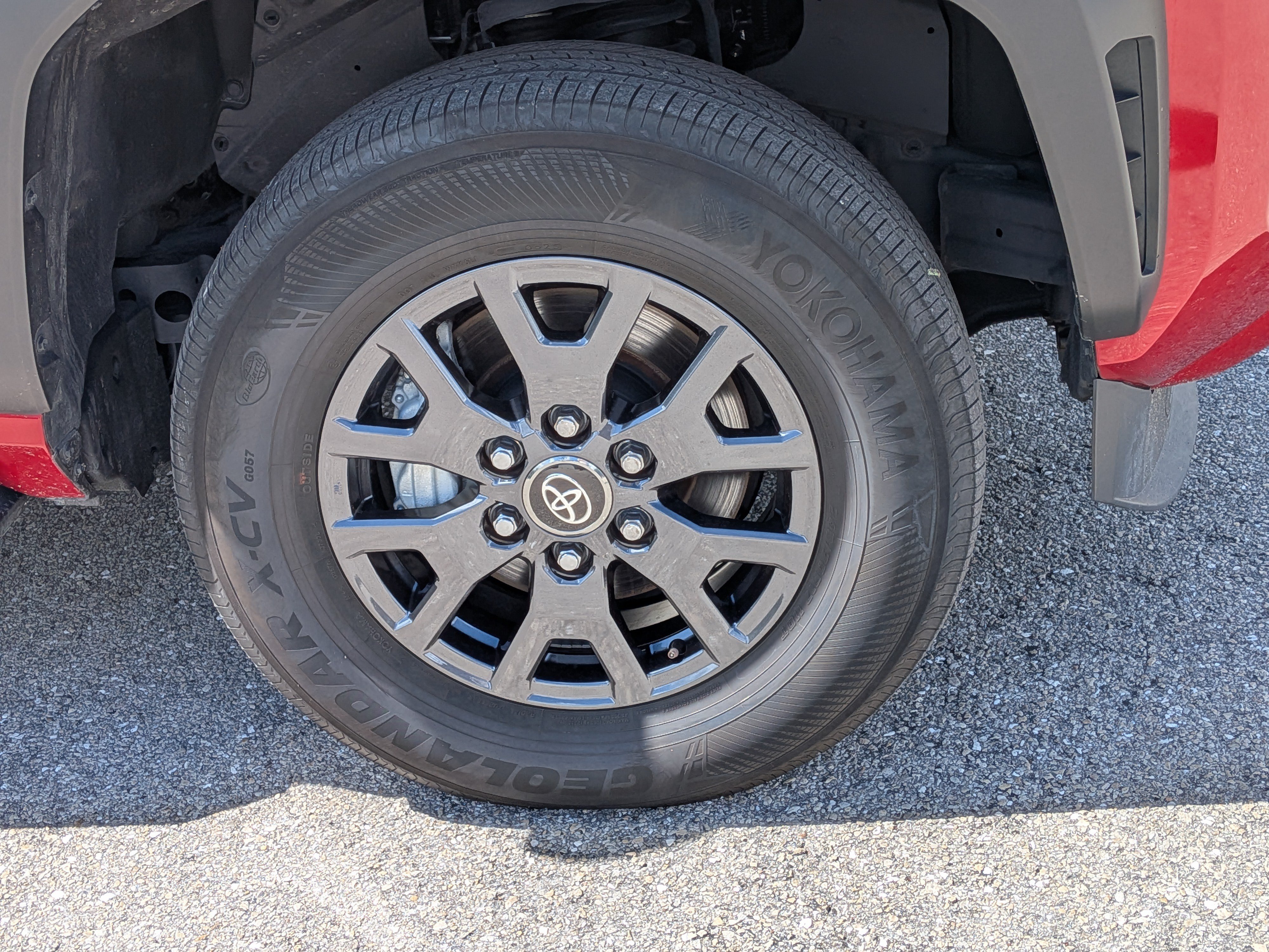 Used 2025 Toyota 4Runner SR5 AWD/4WD image 11
