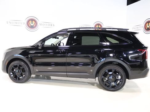 Used 2025 Kia Sorento SX AWD/4WD image 32
