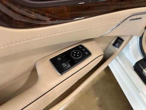 Used 2020 Mercedes-Benz SL 550 image 21