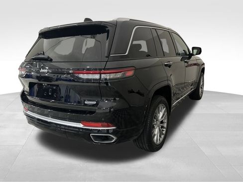 Used 2022 Jeep Grand Cherokee Summit w/ Luxury Tech Group V image 5