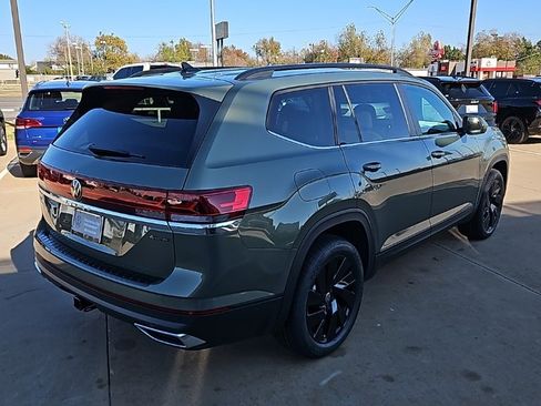 New 2026 Volkswagen Atlas SE image 5