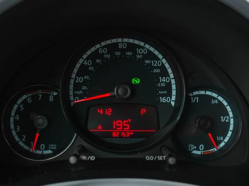 Used 2013 Volkswagen Beetle 2.5 image 16