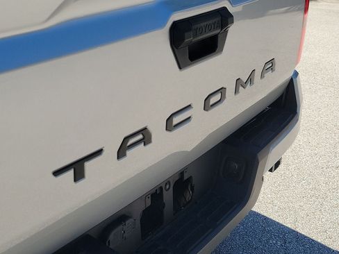 Used 2024 Toyota Tacoma TRD Sport RWD image 6