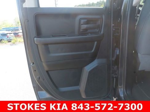Used 2018 RAM 1500 Express w/ Black Ram 1500 Express Group image 22