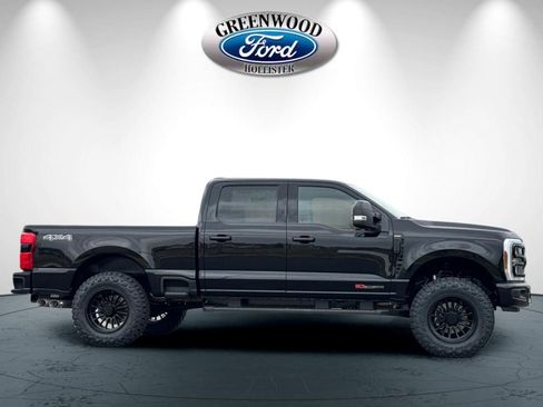 New 2026 Ford F250 Lariat w/ Black Appearance Package image 3