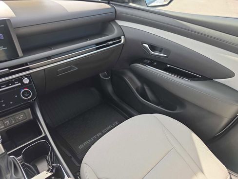 Used 2025 Hyundai Santa Cruz SEL image 13