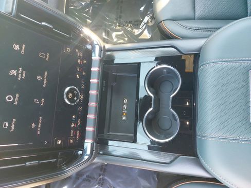 Used 2025 GMC Yukon AT4 image 26