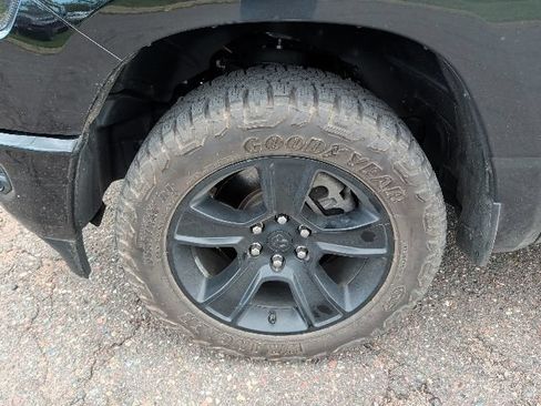 Used 2024 RAM 1500 Big Horn AWD/4WD image 2