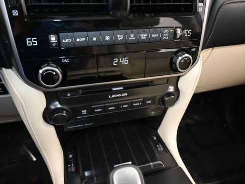 Used 2023 Lexus GX 460 Premium image 26