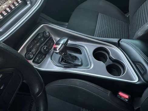 Used 2022 Dodge Challenger GT image 14