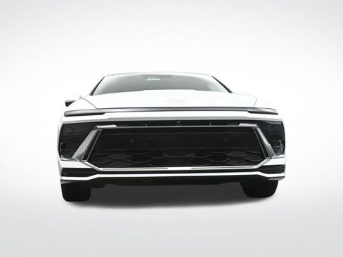 New 2026 Hyundai Sonata Limited FWD image 17