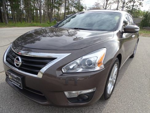 Used 2014 Nissan Altima 2.5 SL FWD image 7