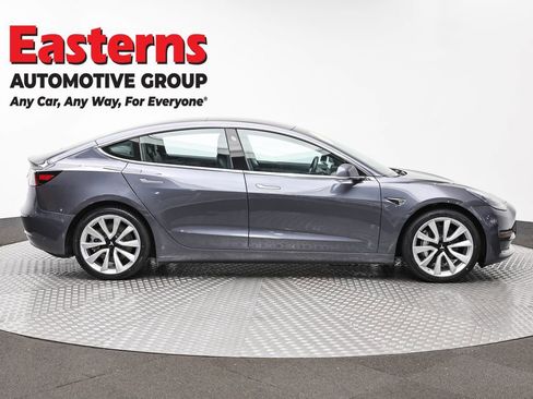 Used 2018 Tesla Model 3 Long Range image 4