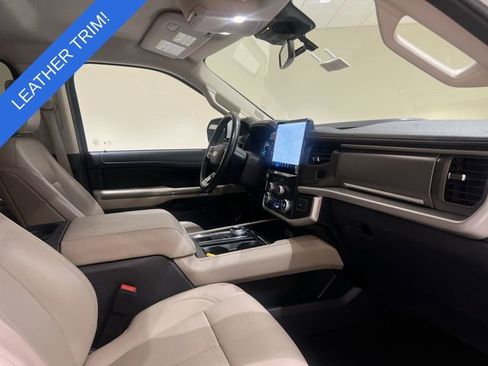 Certified 2024 Ford Expedition Max XLT image 26