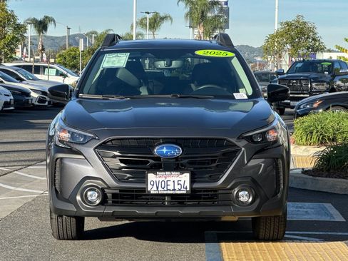 Certified 2025 Subaru Outback Onyx Edition w/ Tech Package 2 image 11