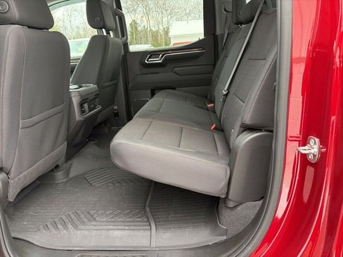 Used 2025 Chevrolet Silverado 1500 LT Trail Boss w/ Convenience Package II image 25