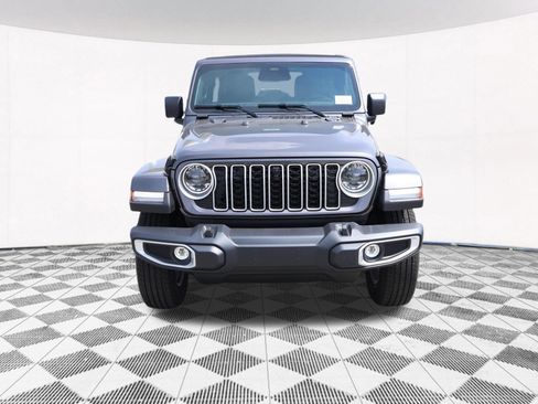 New 2026 Jeep Wrangler Unlimited Sahara AWD/4WD image 10