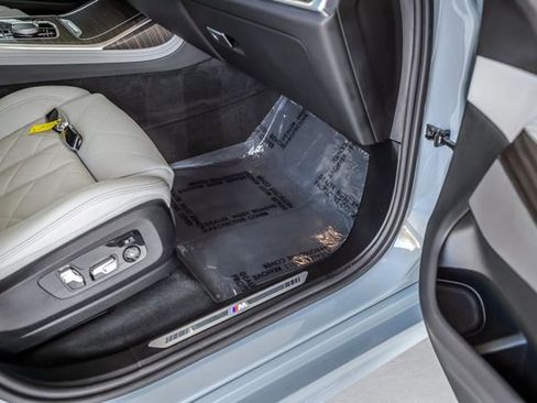 Used 2023 BMW X7 xDrive40i w/ M Sport Package image 56