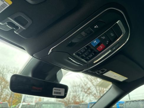 New 2025 Jeep Grand Cherokee Limited w/ Black Appearance Package AWD/4WD image 29