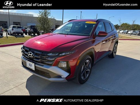 Certified 2025 Hyundai Tucson SEL image 1