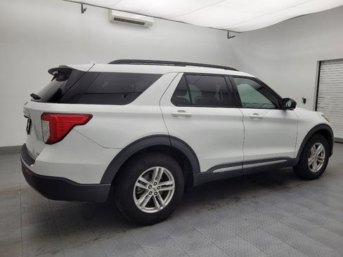 Used 2020 Ford Explorer XLT w/ Equipment Group 202A image 10