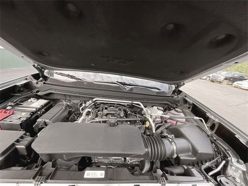 New 2026 GMC Canyon Elevation w/ Convenience Package image 29