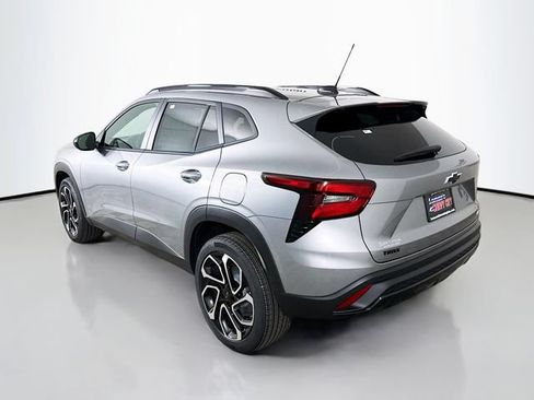 New 2026 Chevrolet Trax RS w/ Driver Confidence Package FWD image 6