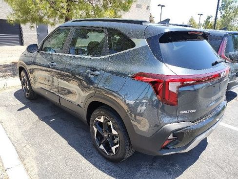 Certified 2025 Kia Seltos EX w/ EX Sunroof Package FWD image 13