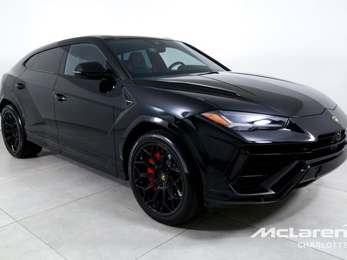 Used 2023 Lamborghini Urus S AWD/4WD image 3