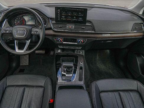 Used 2023 Audi Q5 2.0T Premium w/ Convenience Package image 24