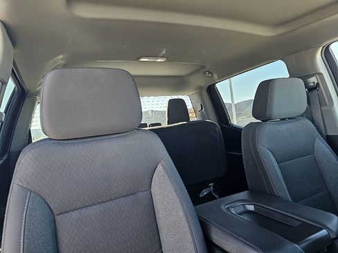 Used 2024 Chevrolet Silverado 1500 Custom image 18