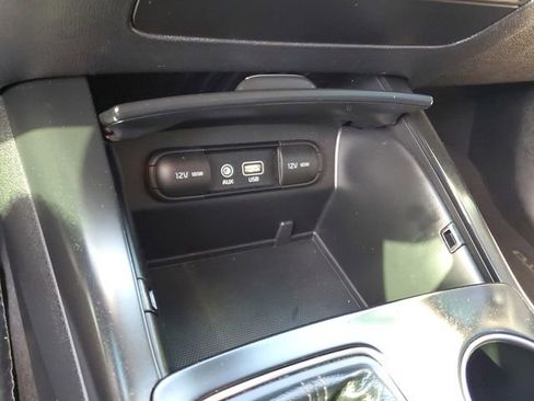 Used 2020 Kia Sorento L FWD image 23