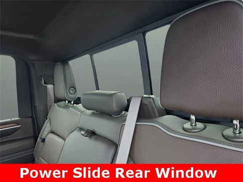 Used 2024 GMC Sierra 3500 Denali w/ Denali Reserve Package image 38