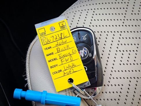 Used 2020 Buick Encore GX Essence w/ Advanced Technology Package image 46