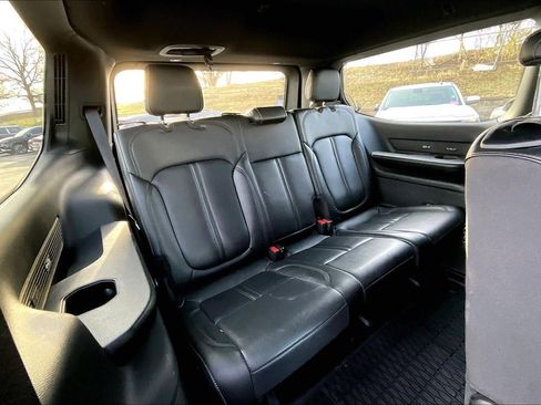 Used 2022 Jeep Wagoneer Series III image 23