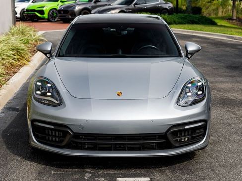 Used 2021 Porsche Panamera image 8